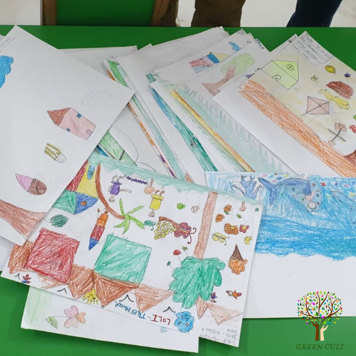 mdinmp's tweet photo. Excited by the talent at our drawing competition! From landscapes to vibrant Holi scenes, each artwork shone. Thanks to The Harmony House, Gurgaon. It was a joyous celebration of creativity! Grateful to all the young artists! 🌟📷 #Creativity #Thankful

@MDIGurgaon https://t.co/2Sji0XPdbS