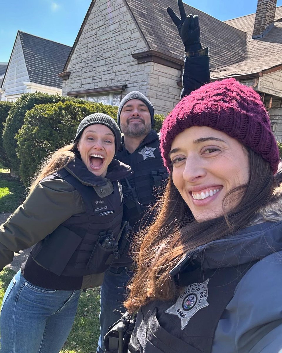 How we feel about #OneChicago Wednesdays 📸: @marinasqu