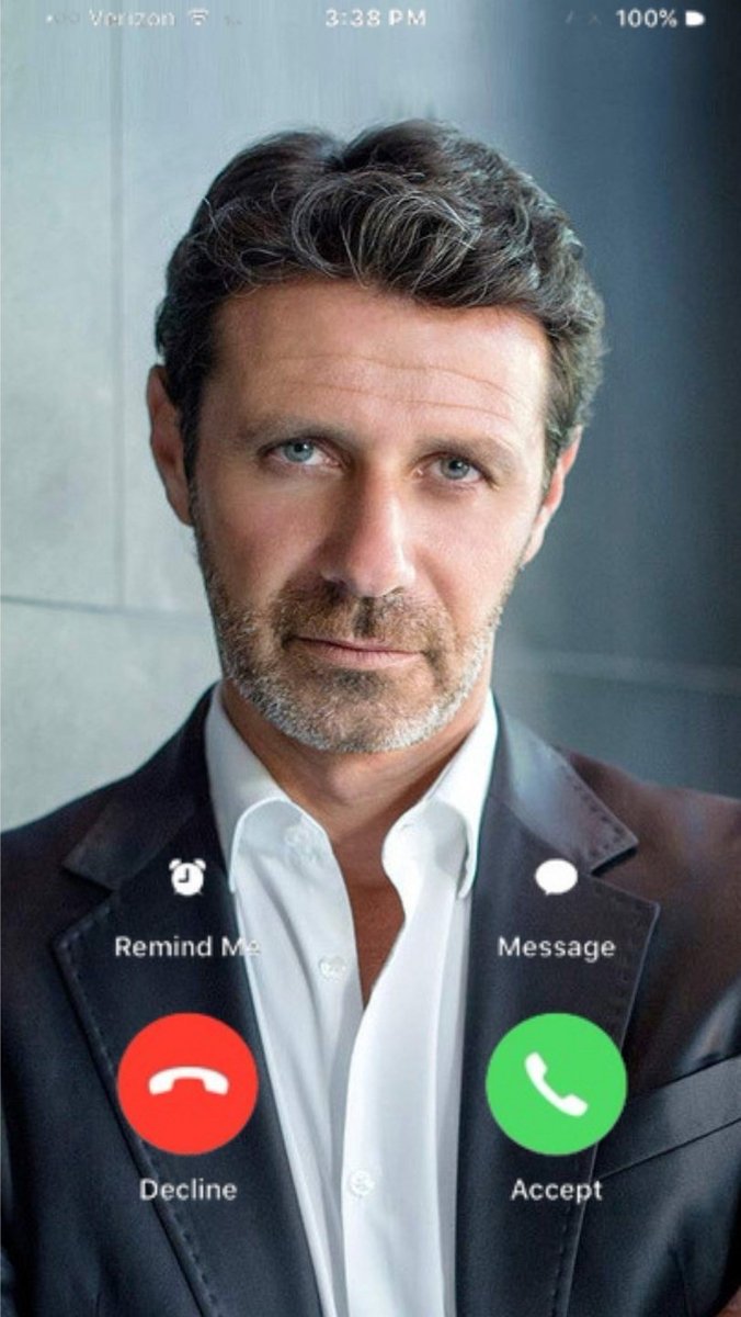 TheTennisLetter's tweet photo. Novak Djokovic's phone after the Goran Ivanisevic split https://t.co/Lx8SqAlVNp