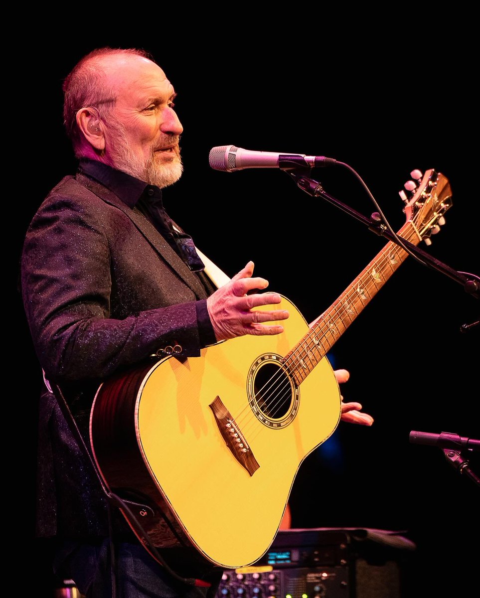 ColinHay tweet picture