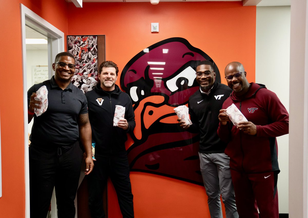 Brent Pry (@coachpryvt) on Twitter photo Lunch from Jersey Mikeβs today on their Day of Giving! 60 sandwiches for our staff & 100% of the proceeds went to <a href="/LifeRingSWVA/">The Life Ring Foundation</a> ππ¦
#JerseyMikesGives β€οΈπ Lunch from Jersey Mikeβs today on their Day of Giving! 60 sandwiches for our staff & 100% of the proceeds went to <a href="/LifeRingSWVA/">The Life Ring Foundation</a> ππ¦
#JerseyMikesGives β€οΈπ