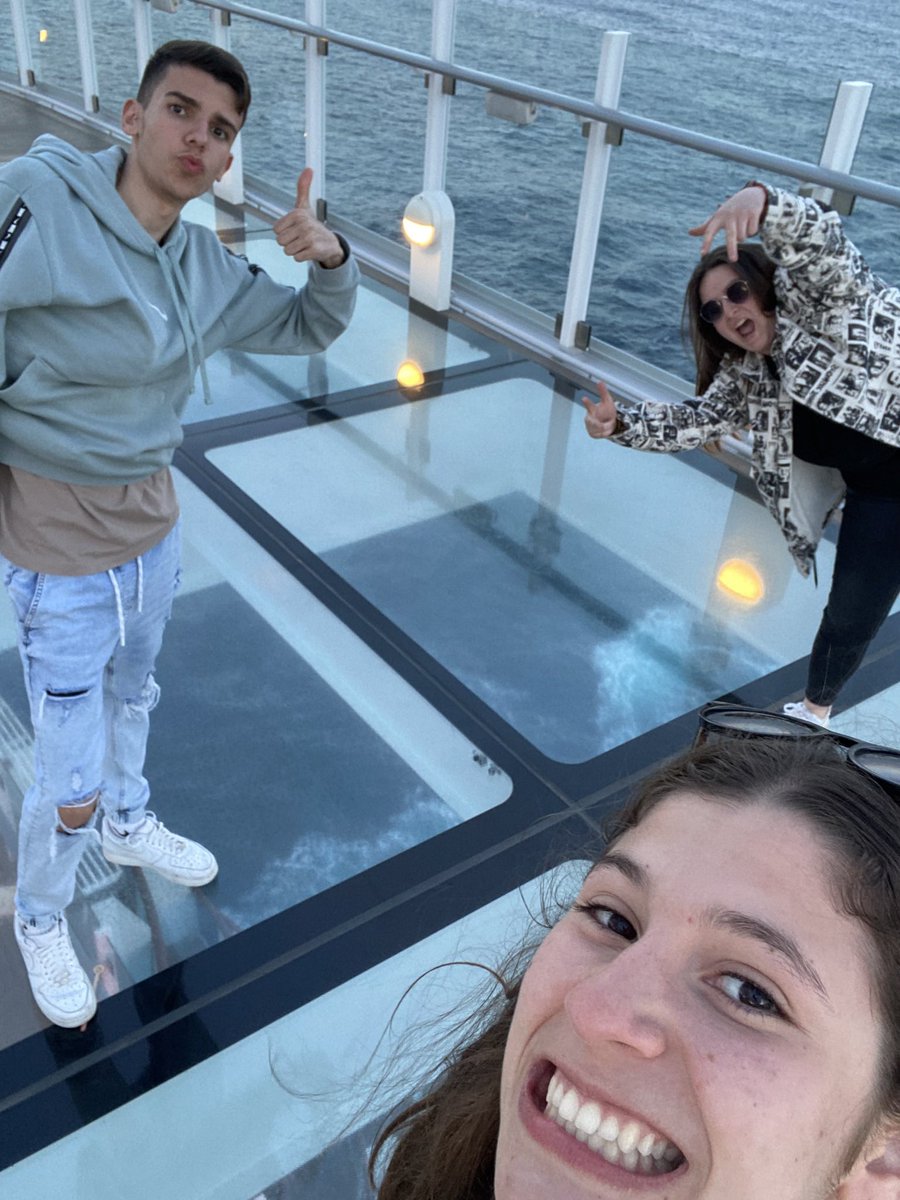 cm_guiska5's tweet photo. 🚢💔 https://t.co/8AXsKYmApg