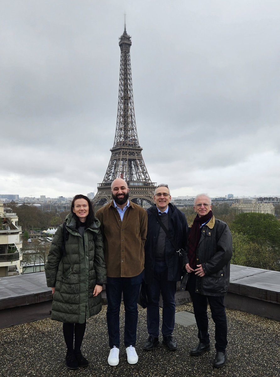 Quelle belle semaine sous le signe de l’Europe !🇪🇺
☝️2 journées d’échanges avec l’<a href="/EU_EESC/">European Economic and Social Committee</a> et <a href="/KatrinaLeitane/">Katrīna Leitāne</a>, présidente du Youth Group sur la place des jeunes dans les politiques européennes
✌️La présentation de mapmymep.lecese.fr lors des #RencontresEuropéennes du <a href="/lecese/">CESE</a>