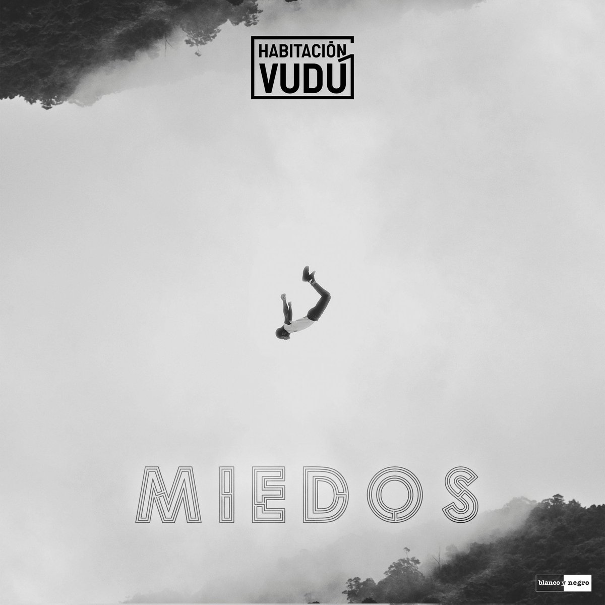 "MIEDOS" nuestro nuevo single. Saldrá el 5 de Abril, de momento  os adelantamos la portada.
#habitacionvudu
#miedos
#Juandedios
#blancoynegro