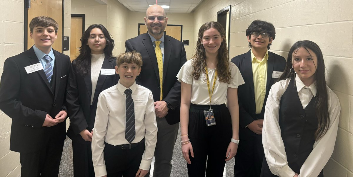 Very proud of these amazing <a href="/WestBabylon_JHS/">WBJHS</a> students that competed at the <a href="/WSBOCES_SLS/">WSBOCES SLS</a> 40 th Annual Mock Trial Competition!
Look who we bumped into!!! Our favorite Judge! <a href="/WBJHSPrincipal/">Dr. Falcón</a>