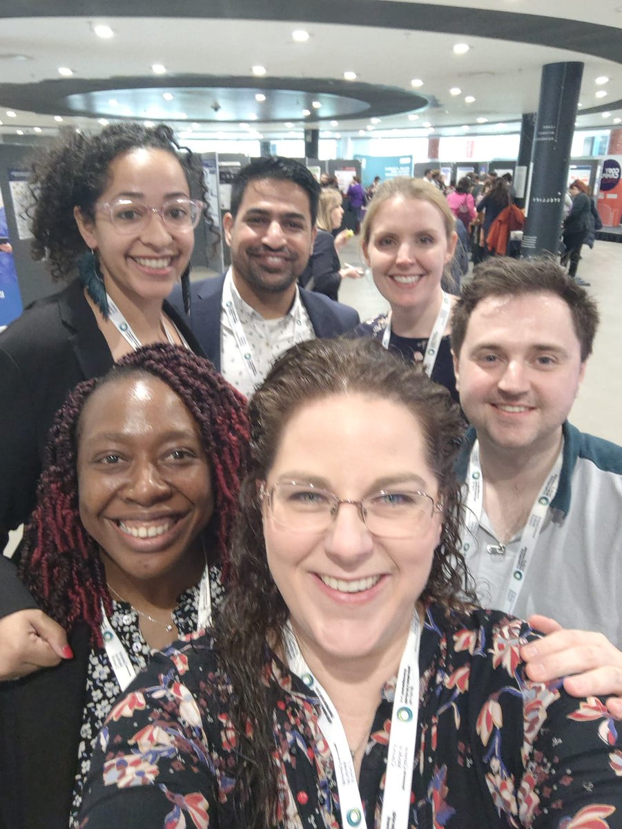 bgcox8301's tweet photo. A brilliant 2 days at the @FMLM_UK conference with my Chief Registrar family. So many thought provoking sessions, workshops, networking opportunities and self reflection. Ending with our @Dr_WilkinCrowe winning the poster presentation ❤️ #fmlm2024 #chiefclub6 #medicalleadership https://t.co/oltmuYyWXu