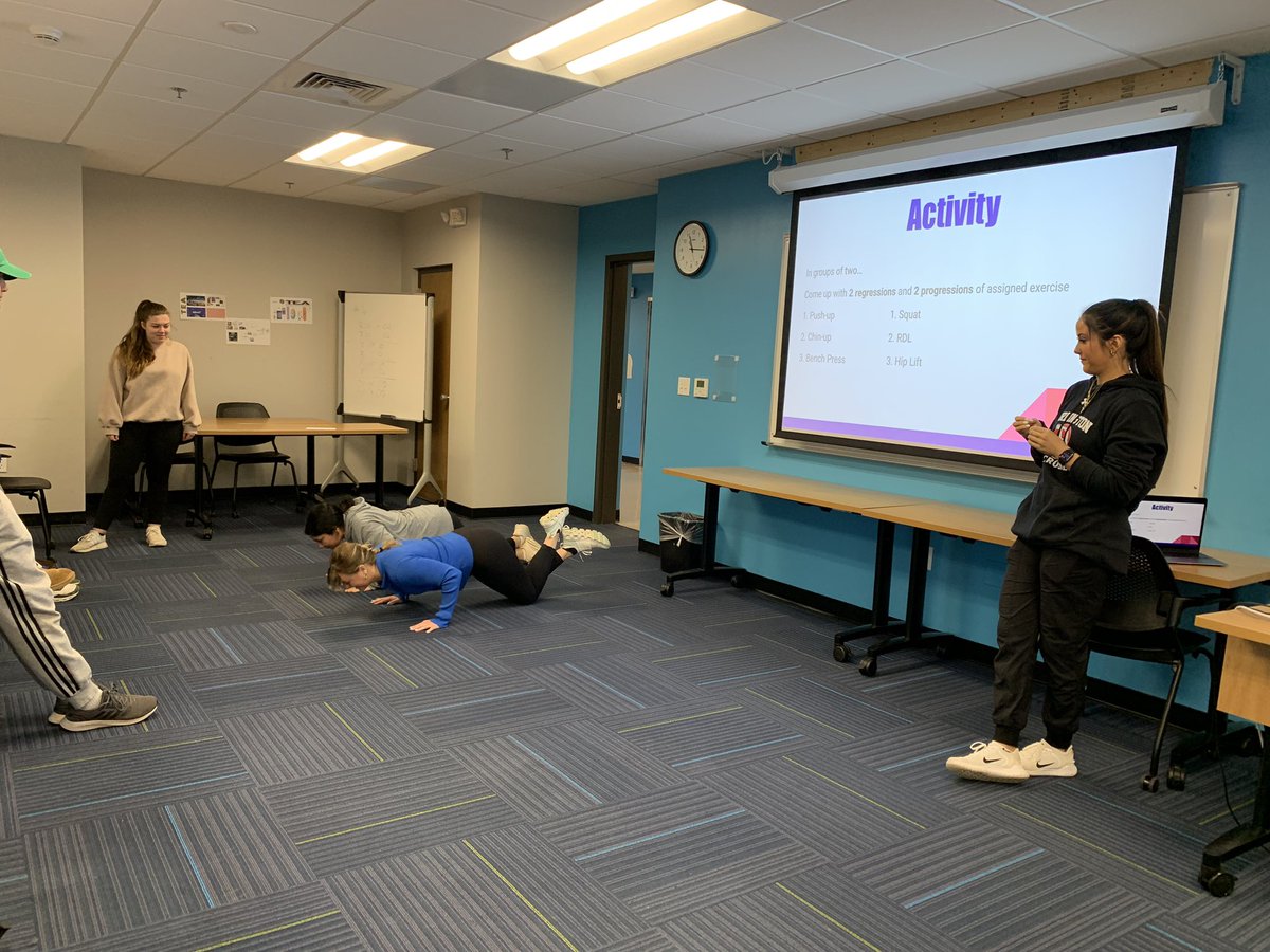 BHSRedDevils_AT's tweet image. Alessia was a guest lecturer for AT students at Merrimack College today! Basics of building a strength and conditioning program for athletes! @BHSRedDevils @MerrimackAlumni