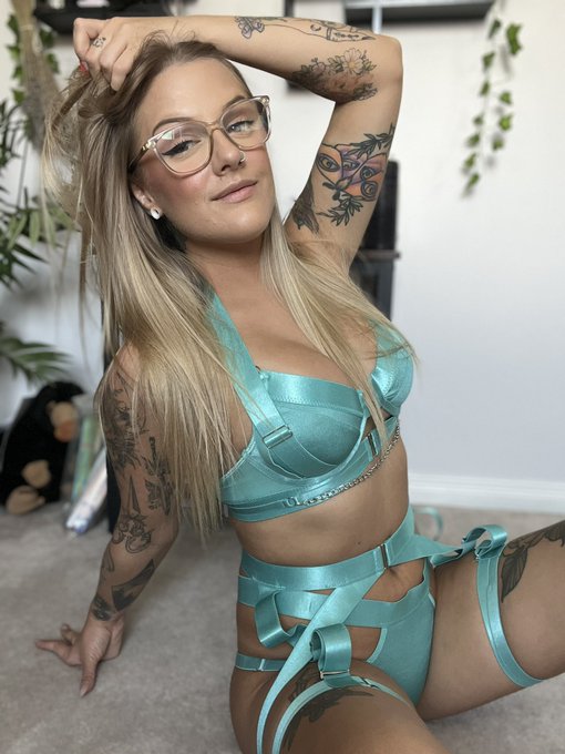 Feeling blue 🩵 https://t.co/weKSNwNQIQ