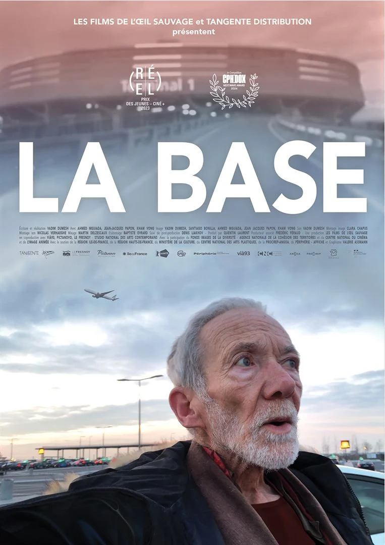 mk2's tweet image. 🎬 Ciné-débat en partenariat avec le festival
@cinemadureel

Découvrez #LaBase, chronique de la vie des taxis parisiens et participez au débat avec le réalisateur Vadim Dumesh et Catherine Bizern !  

🎟️Rendez-vous le 4 avril au mk2 Beaubourg : tinyurl.com/seance-debat-l…