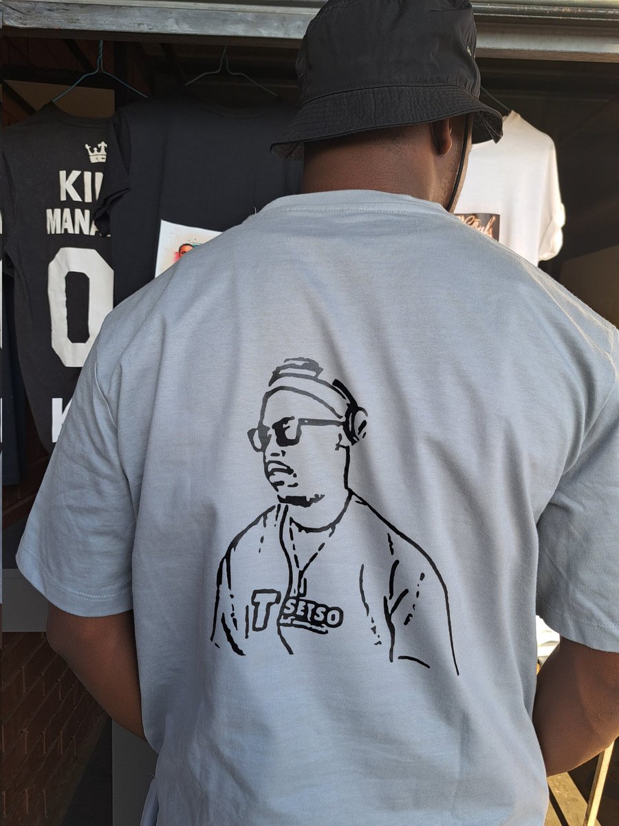 Arnold_Mathibe's tweet photo. Hi, I'm Selling Shirt's, and I'm Also a Deephouse DJ

Please Retweet, My Client Might Be Your Friend ❤️🥹 https://t.co/lkdBIjh1fs