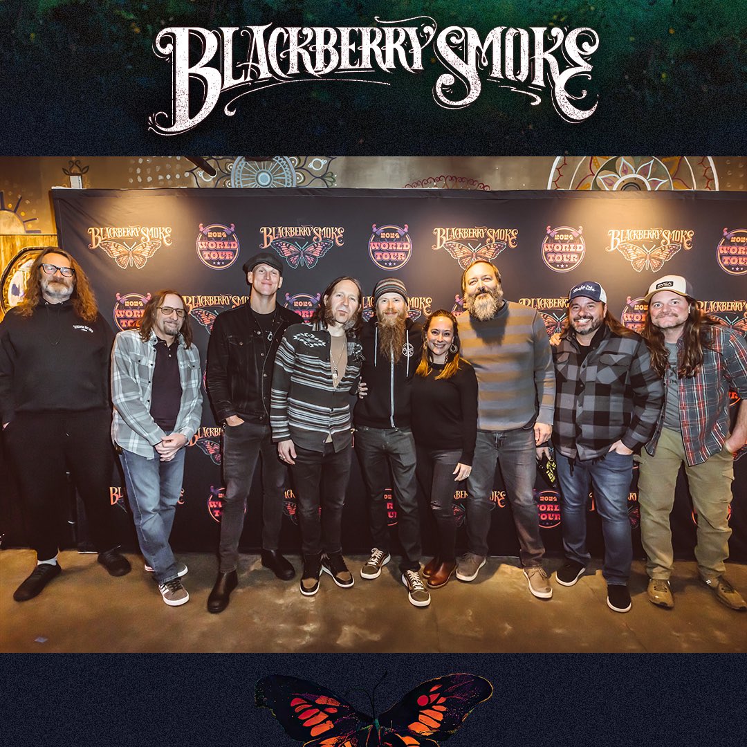 VIP packages benefitting the #LanaTurnerFoundation are available at headlining shows! Please note that meet-and-greets now happen BEFORE the show, not after. VIP Photo Op Package includes: 🦋PRE-SHOW photo op 🦋Exclusive Autographed Poster 🦋+much more blackberrysmoke.com/pages/vip