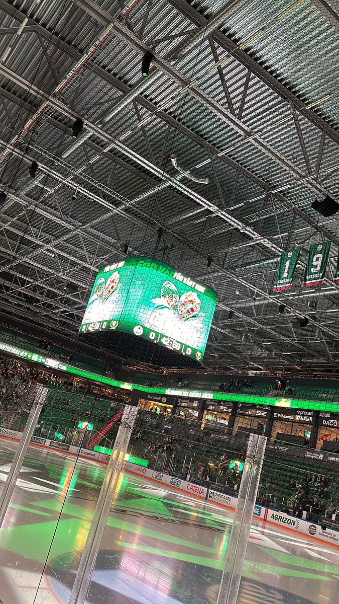 TheWolfpack86's tweet photo. Nu är vi framme! Och snart dags!! För skölden , grönvitt!  🟢⚪️ #fbkse https://t.co/Yw2k0xOA2K