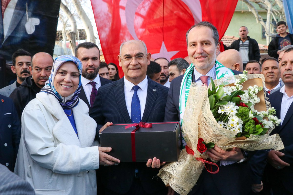 Yeniden Refah Partisi Genel Başkanımız Sayın @ErbakanFatih bugün Pozantı İlçemizi şereflendirdi ve Pozantı Halkımıza seslenerek bizlere destek oldu.Pozantı Halkımıza samimi sevgi dolu destekleri için teşekkür ediyorum.