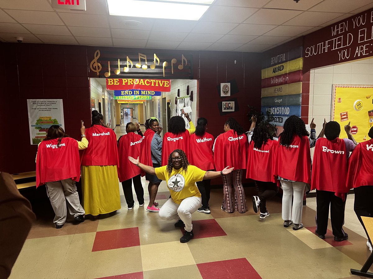 GeorglynLynn's tweet photo. Southfield loves their Superheroes! What would they do without their paraprofessionals? They are appreciated! https://t.co/S2SONhdALL