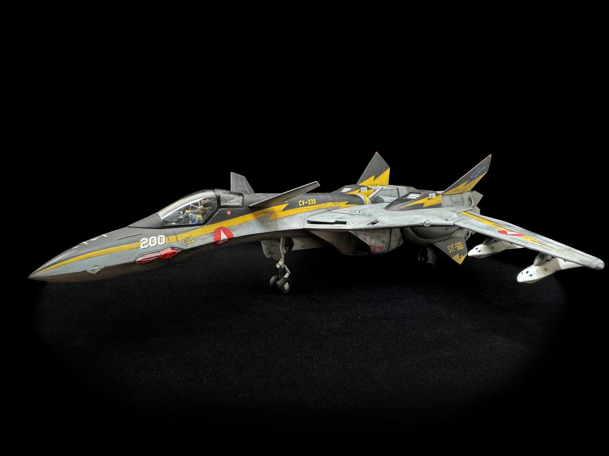 LimChubby's tweet photo. Hasegawa 1/72 VF-19A SVF-569 Lightnings part12 Decaling #macross #macrossplus #vf19 #hasegawa #マクロスモデラーズ https://t.co/ajcjXL9RzP