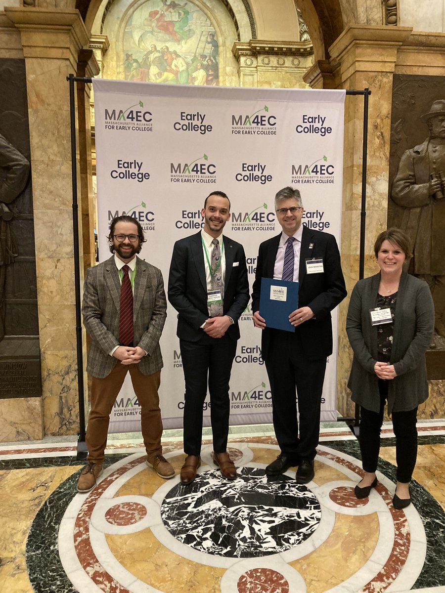 cambridge_cpsd's tweet photo. Hooray for Early College Day! Early College Program Manager Michael O'Shea proudly represented our district at Early College Day at the State House last week. CPS currently partners with @lesley_u and Franklin Cummings Tech to provide students an opportunity...
1/2 https://t.co/z8Rf3HXY3L