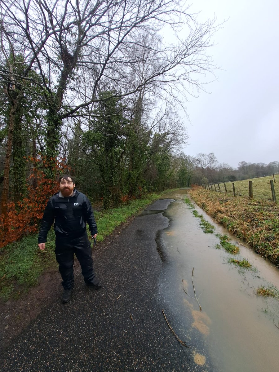 WOLCT's tweet photo. Rain stops play on our task in Currie today - with path drains overwhelmed and the river rising rapidly our drowned rats...sorry volunteers juts managed a few hours wombling and drain clearing. Literally out all weathers!! https://t.co/Y6QBZZRSrG