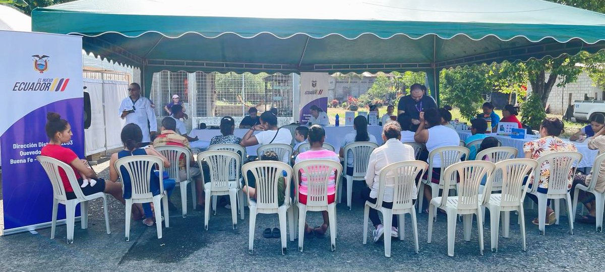 DPS_LosRios's tweet photo. #Quevedo | En el recinto Toquillal de la parroquia San Carlos, activamos brigada médica integral con atención a pacientes en: medicina general🩺, familiar, odontología🦷, vacunación, entrega de medicina, psicología y nutrición.

➡️180 usuarios fueron beneficiados

#ElNuevoEcuador https://t.co/oqY0P6iLJO