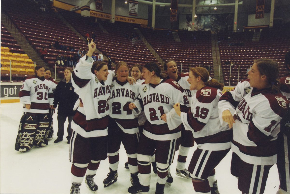 𝟐𝟓 𝐘𝐄𝐀𝐑𝐒 ago today, we were crowned National Champions 🏆🏆

#OneCrimson