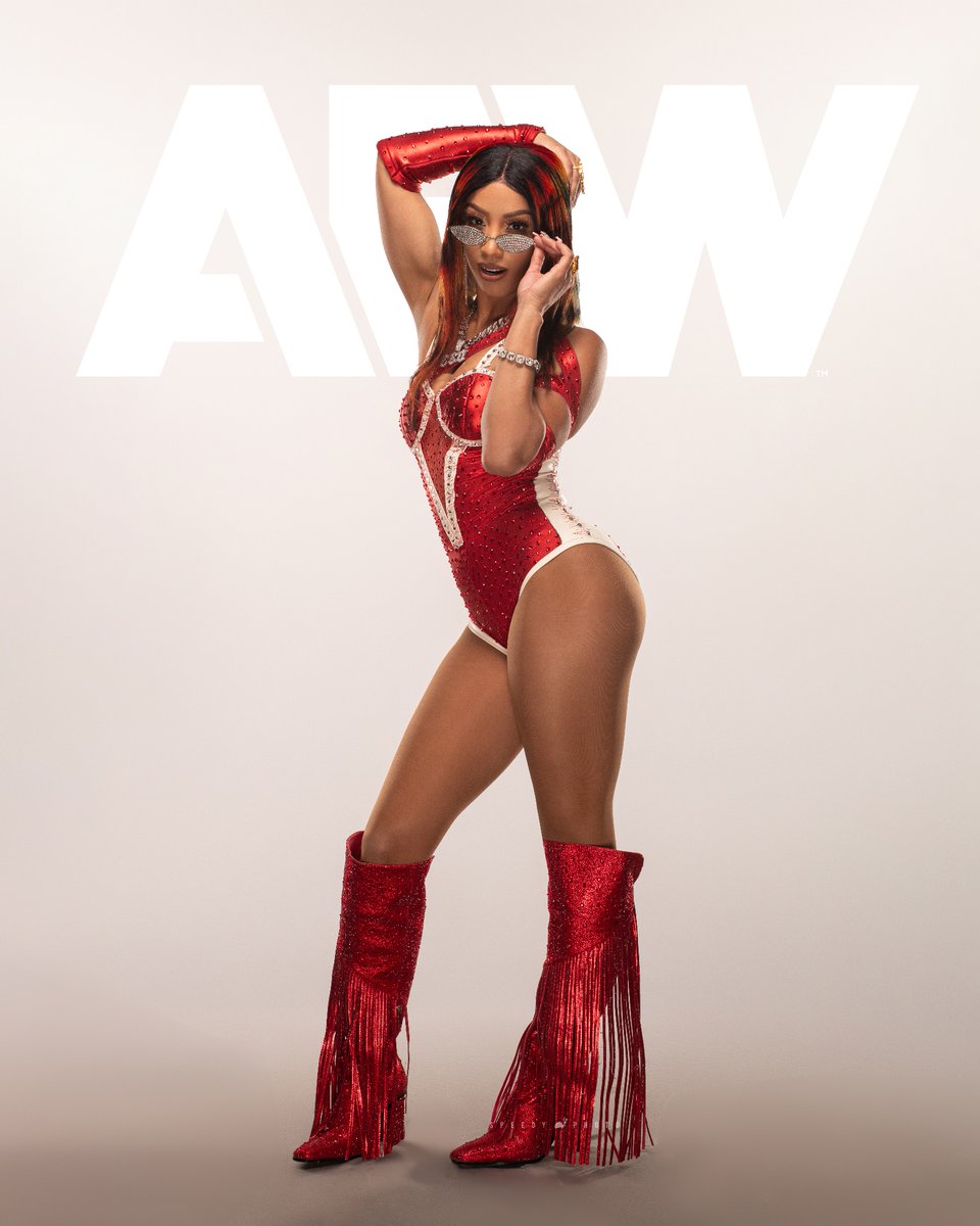 MercedesVarnado's tweet photo. Who’s ready for #AEWDynamite tonight in Quebec City! 
#CEO https://t.co/iFZyAkaant