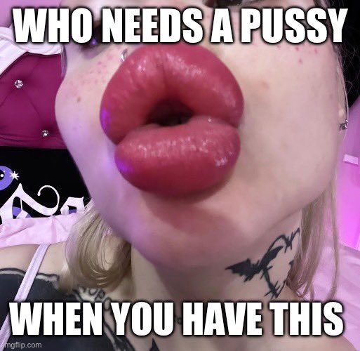 nasty_bimbo666's tweet photo. RT if true https://t.co/UrRCsmd6So