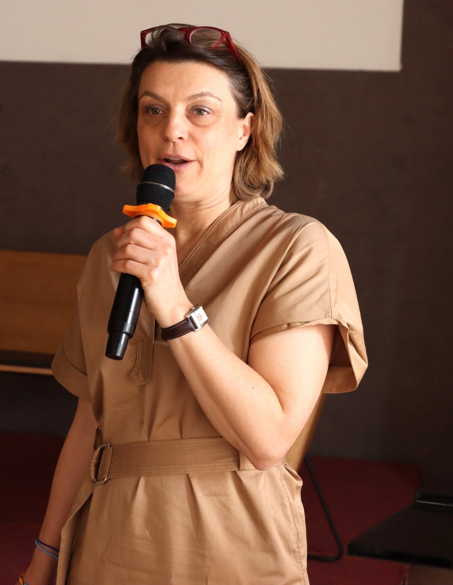 OITAbidjan's tweet photo. "En 2 jours en #Civ avec @OITAbidjan, j'ai  bcp appris sur les réalités socioéconomiques des #TravailleursMigrants et domestiques. 

Des Infos demontrant la valeur ajoutée de l'appui Suisse en #Civ🇨🇮 pour améliorer le #TravailDécent. 

Patricia Barandun de @SwissDevCoop. https://t.co/tzIC77c6pW