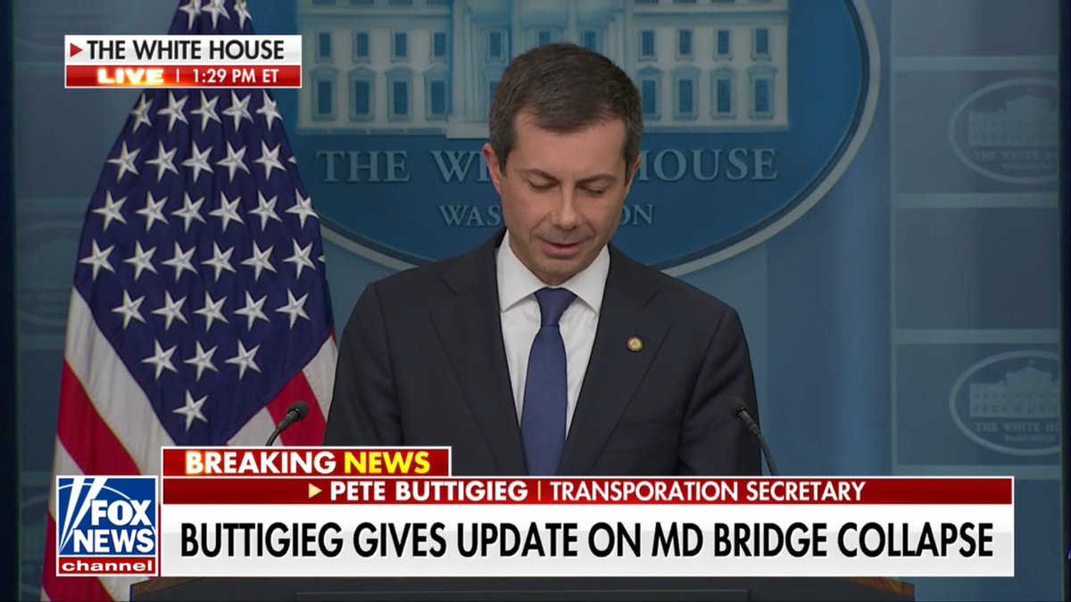 charleyt496's tweet photo. Don't let him kid you🙄, he does not think or pray.🤷‍♂️
#BaltimoreKeyBridge  #ThoughtsAndPrayers https://t.co/KDzRuPKZM7