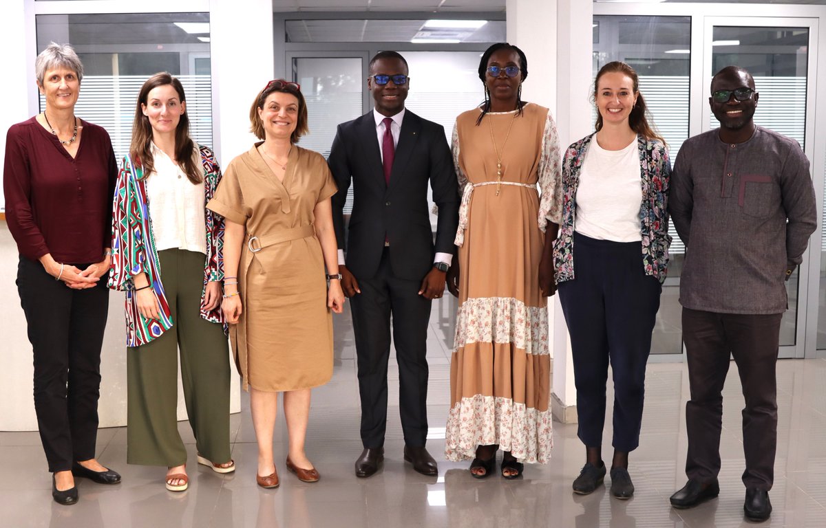 OITAbidjan's tweet photo. "En 2 jours en #Civ avec @OITAbidjan, j'ai  bcp appris sur les réalités socioéconomiques des #TravailleursMigrants et domestiques. 

Des Infos demontrant la valeur ajoutée de l'appui Suisse en #Civ🇨🇮 pour améliorer le #TravailDécent. 

Patricia Barandun de @SwissDevCoop. https://t.co/tzIC77c6pW