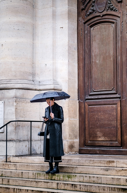 dufour_l's tweet photo. Christiane Bonnin - Please support my instagram feed @laurent.dufour.paris - #2024 #24x36 #3x2 #56mm #Afternoon #Aprèsmidi #Black #Compact #Couleurs #Esccalier #Europe #Femmes #France #FUJIFILM #Gris #Hiver #Modeportrait #ObjectifStandard #Parapluie
https://t.co/bILIpxenVP https://t.co/M1xTnjK9sq