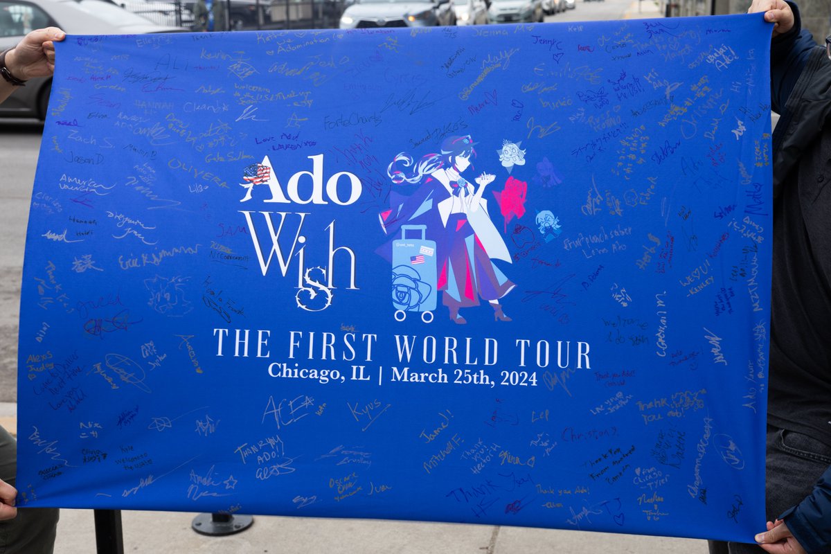 HoneyPhotoGA's tweet photo. I had the opportunity to be apart of an incredible banner signing experience organized by @WarmFuzzyGamin1 with artwork by @fasciationhall and uni_teto! 
#Ado #AdoWish #AdoCHI2024 https://t.co/Tr2Vt3MAzs