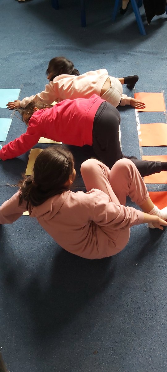 MedwayPrimary's tweet photo. Twister time today! https://t.co/wrmDQIwPCN
