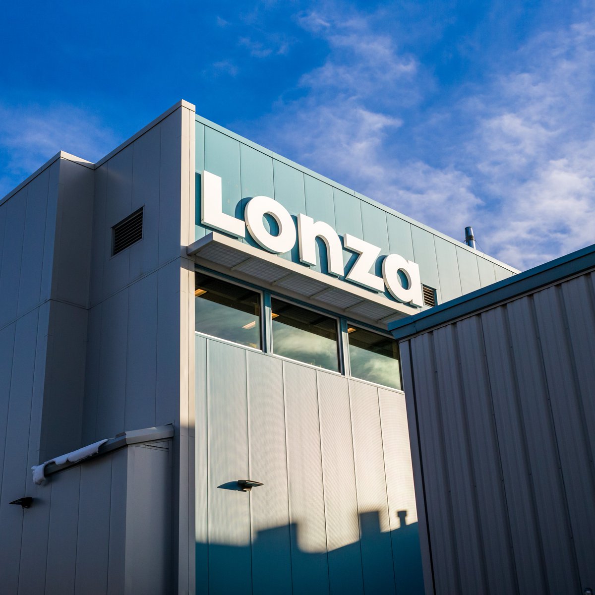 We have expanded our service offering for spray-drying of proteins for pulmonary delivery. The new offering provides clinical and commercial manufacturing services from Lonza’s Bend (US) site, home to Lonza’s Center of Excellence for respiratory delivery. bit.ly/3xaNWoW