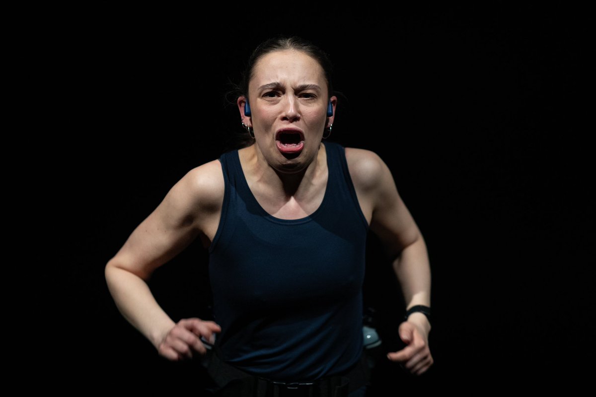 ndb1arts's tweet image. 🎭 #WORLDTHEATREDAY🎭
And there couldn’t be a more perfect way to celebrate than with our 2nd performance of #YorkshireTrios!
Homegrown stories of persistence, strength, growth &amp;amp; hope being played to a sold out studio. What more could a theatre company ask for 🫶
📸@james_a_drury