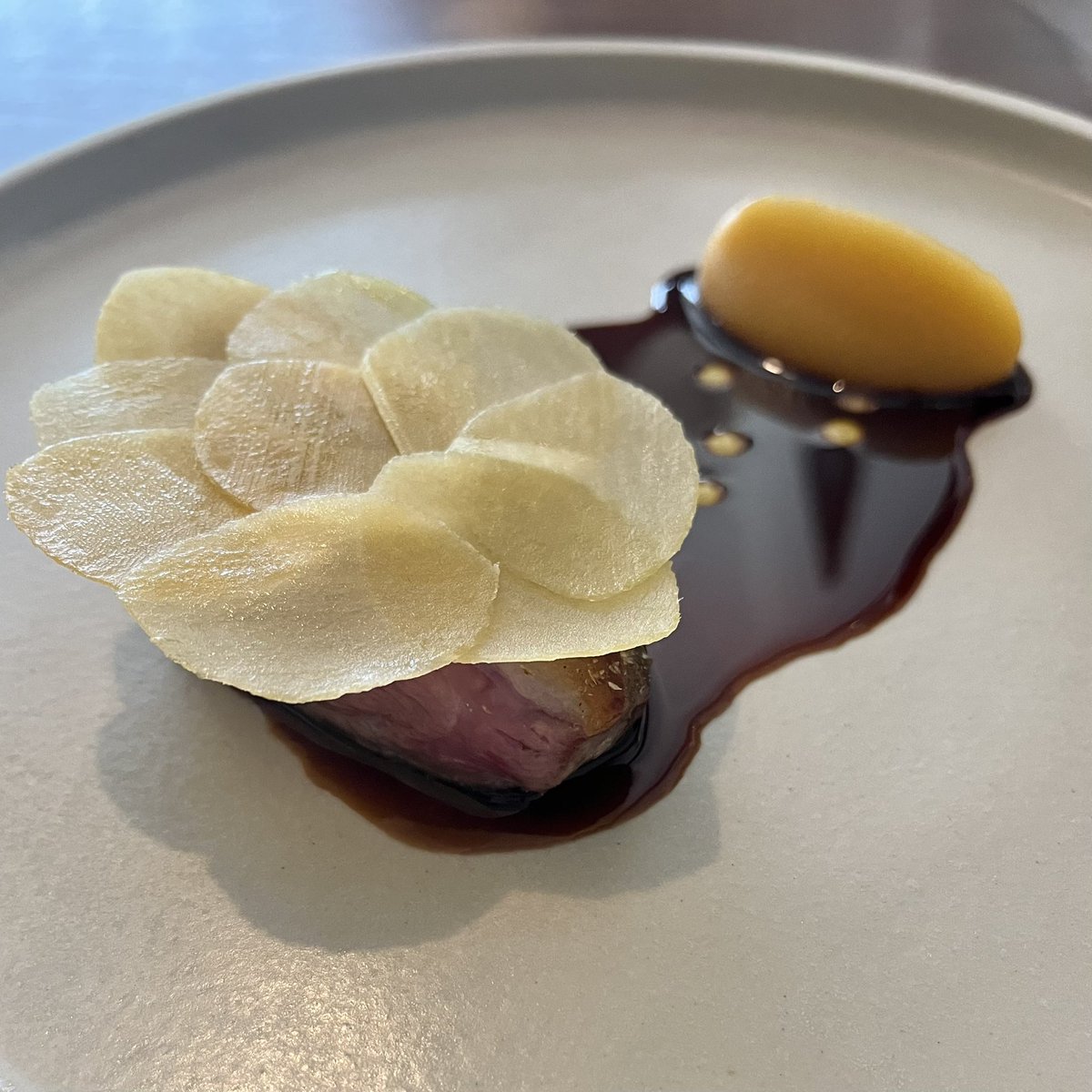 Devon Duck , hogweed seed , swede @AngloFarringdon @anthonyraffo #foodie #foodlover #foodporn #foodpics #foodeatlondon #farringdonlondon #toplondoneats #dininglondon #foodphotography #hospitality #anglorestaurant #anglofarringdon #foodtravelchat