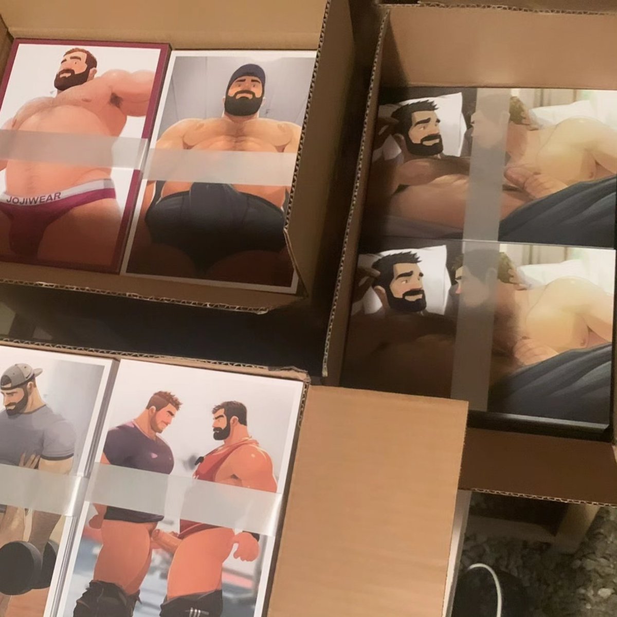 JoJiArt's tweet image. Hi everyone, I want to update you on the status of the Kickstarter project.
Currently, I have produced all the rewards. It's almost finished. The book is in the process of being printed and is expected to be delivered to you from April onwards.
Thank you so much for your support
