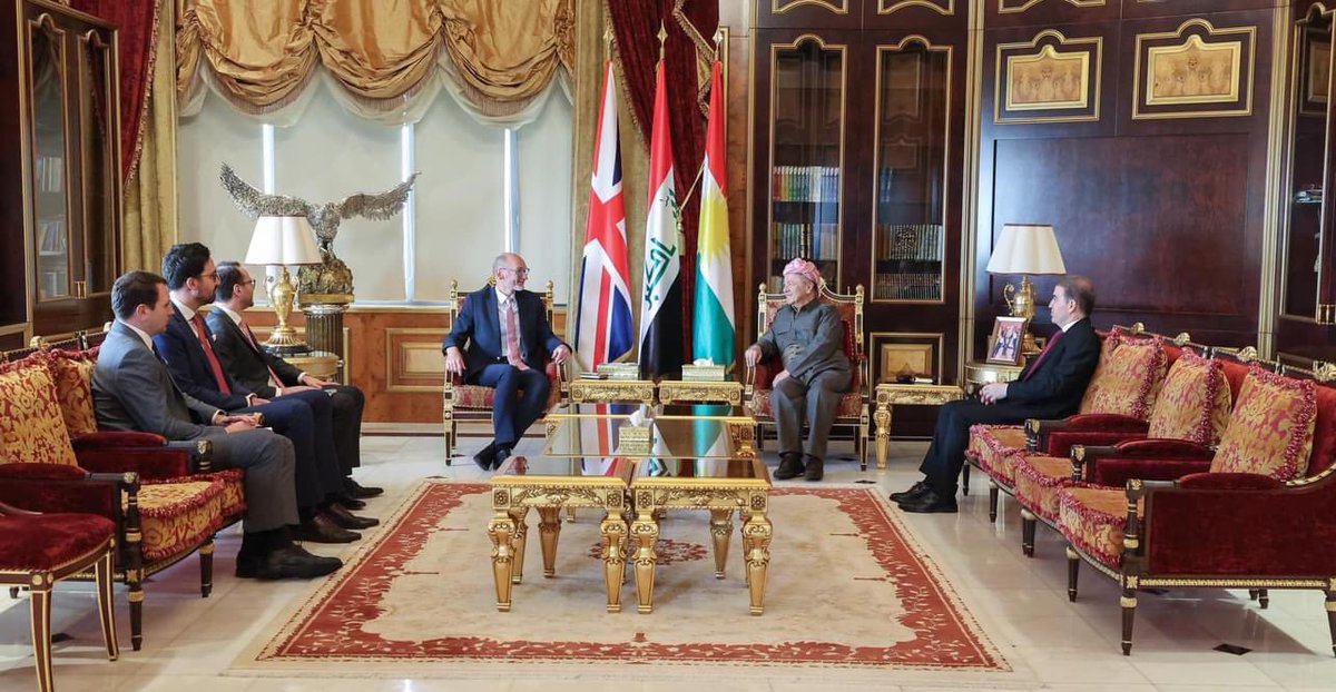 President @masoud_barzani received the @UKinIraq Ambassador Stephen Hitchen. Latest political developments discussed. President Barzani reiterated that KDP is with holding a free, fair & transparent election away from ill-intended unconstitutional and political rulings by the