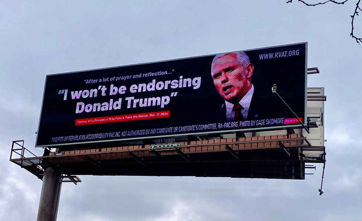 JoinTheUnionUS's tweet image. Spotted 👀 (NW of Detroit) 14 Mile Road &amp;amp; Stephenson Hwy. jointheunion.us  🇺🇸 #JoinTheUnionUS