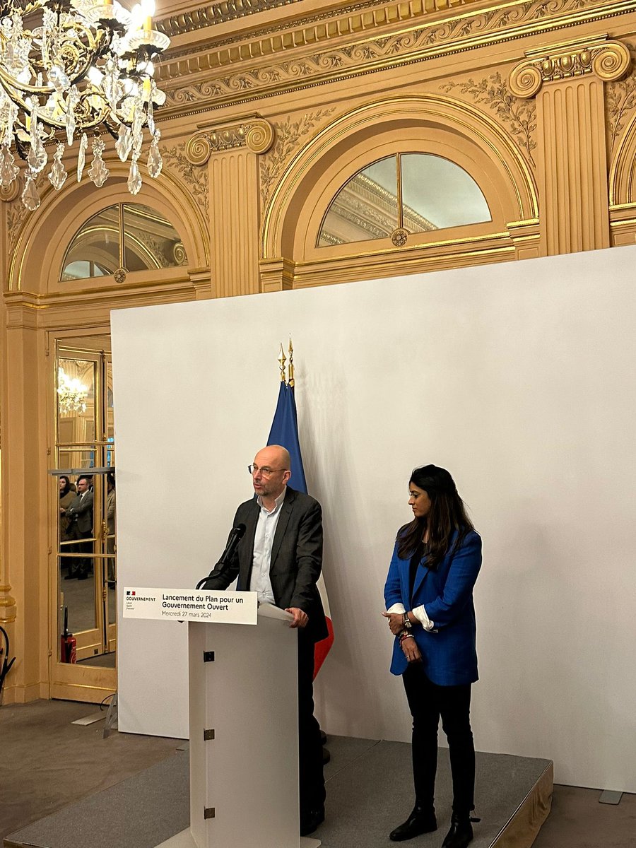 🎙️ <a href="/lecese/">CESE</a> est aujourd’hui associé comme partie prenante du Partenariat pour un Gouvernement Ouvert. 

C’est un signe fort qui montre que <a href="/lecese/">CESE</a> s’est installé comme point de repère dans notre #démocratie, comme partie prenante d’un réel renouveau démocratique.

<a href="/priscathevenot/">Prisca THEVENOT</a>