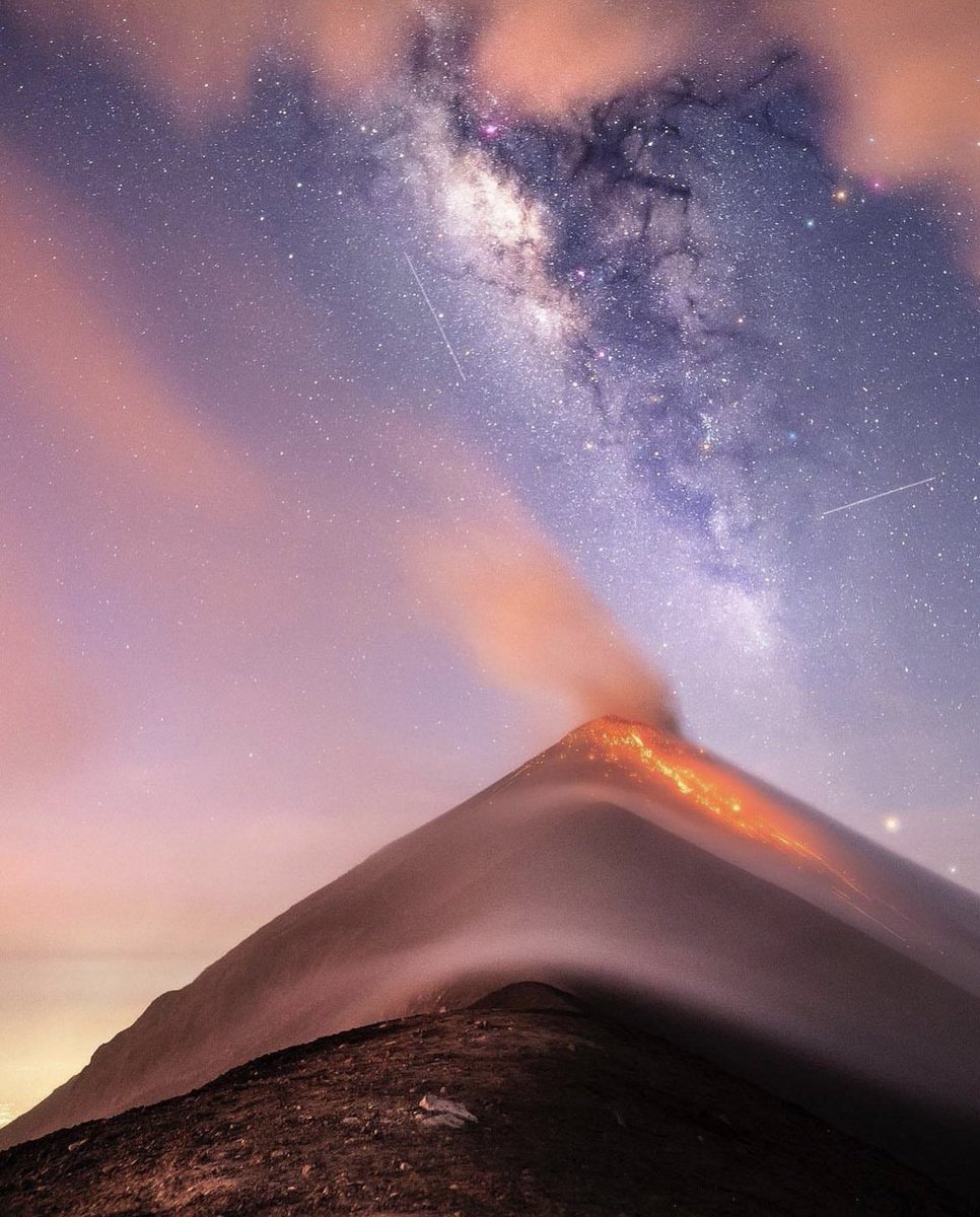 Volcán de Fuego at sunrise.