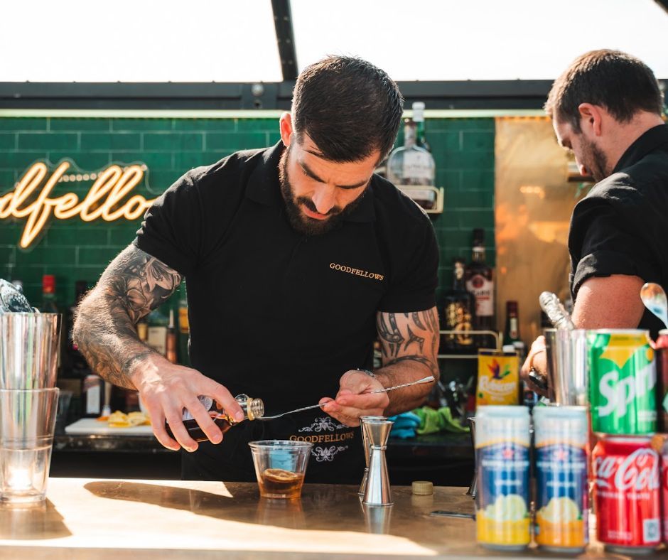 Fancy a tipple? 🍹 

Longing for a refreshing drink? 🍺  

Enjoy the sunny vibes ☀️ in North Leeds with a vast array of beverages, both alcoholic and non-alcoholic! 🍻 

👉  northleedsfoodfestival.co.uk/festival-bars/