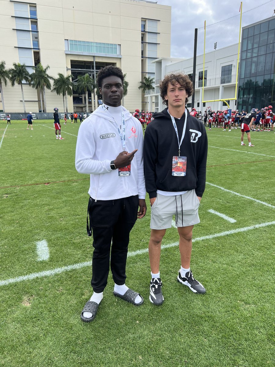 Great day at FAU! @MHS_Knights_FB @Coach_Davis3 @CoachCFrye @MarinelliShane @BozemanFootball