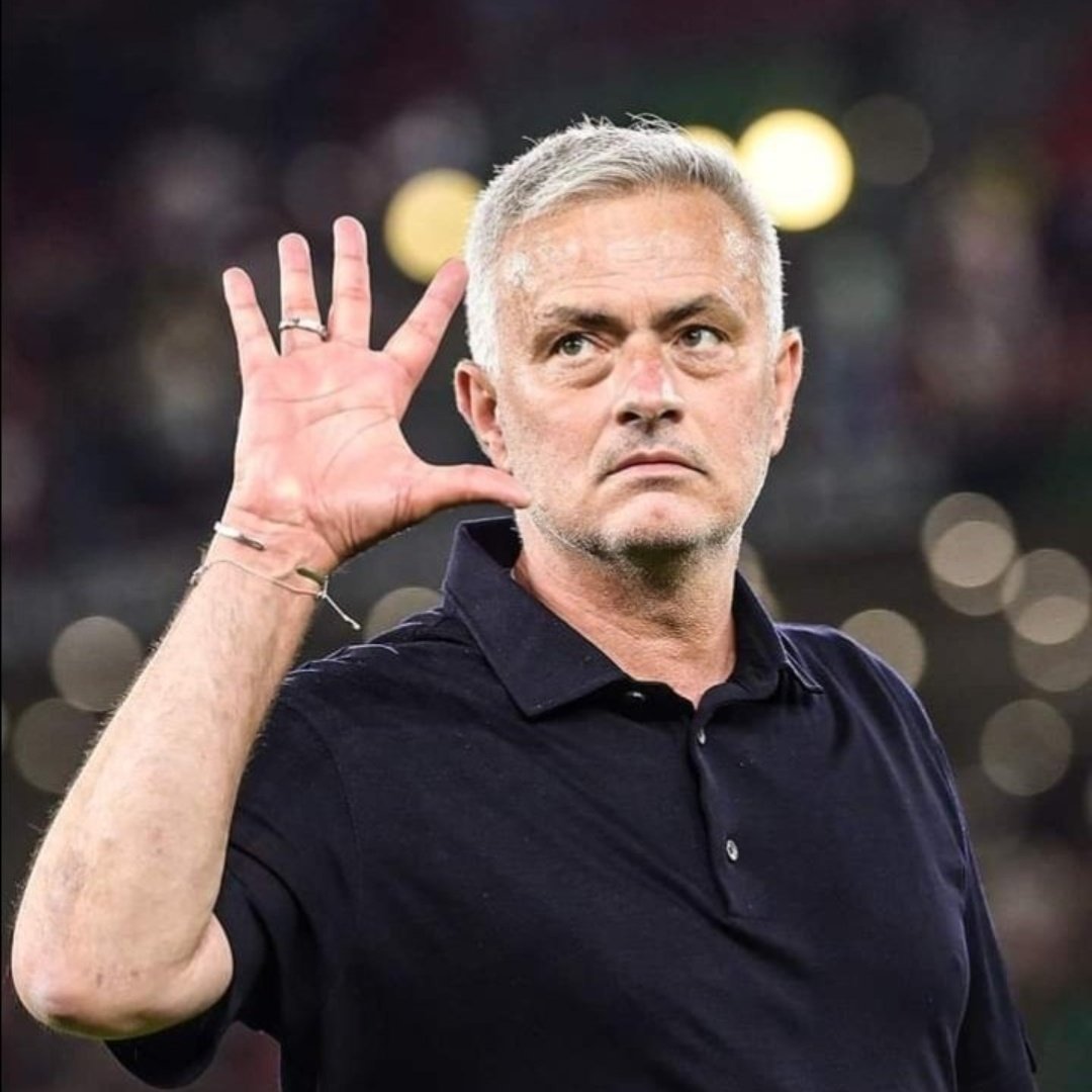 José Mourinho: 'I'm ready to go again. I don't want to make the wrong choice, my objective is to start again this summer.' Where will José Mourinho be in 3 months?🤔