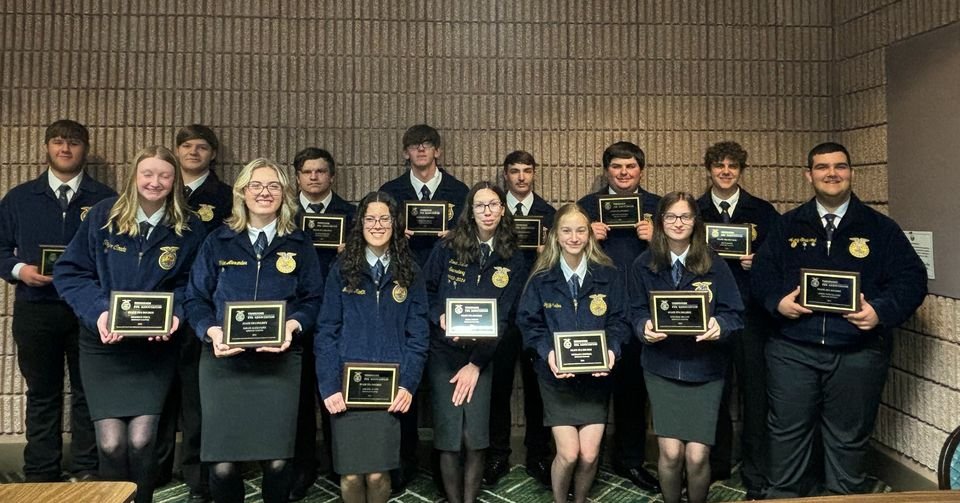 HHSMountaineers's tweet photo. Heritage FFA had an awesome week at State Convention in Gatlinburg!
Our Mountaineers had 14 - that's right, FOURTEEN - students receive TN FFA State Degrees!
#HeritageCTE #HHSFFA #HeritageCTSO #CLIMB #HHSMountaineers #BlountCountyStrong https://t.co/iPSJcoPLrk