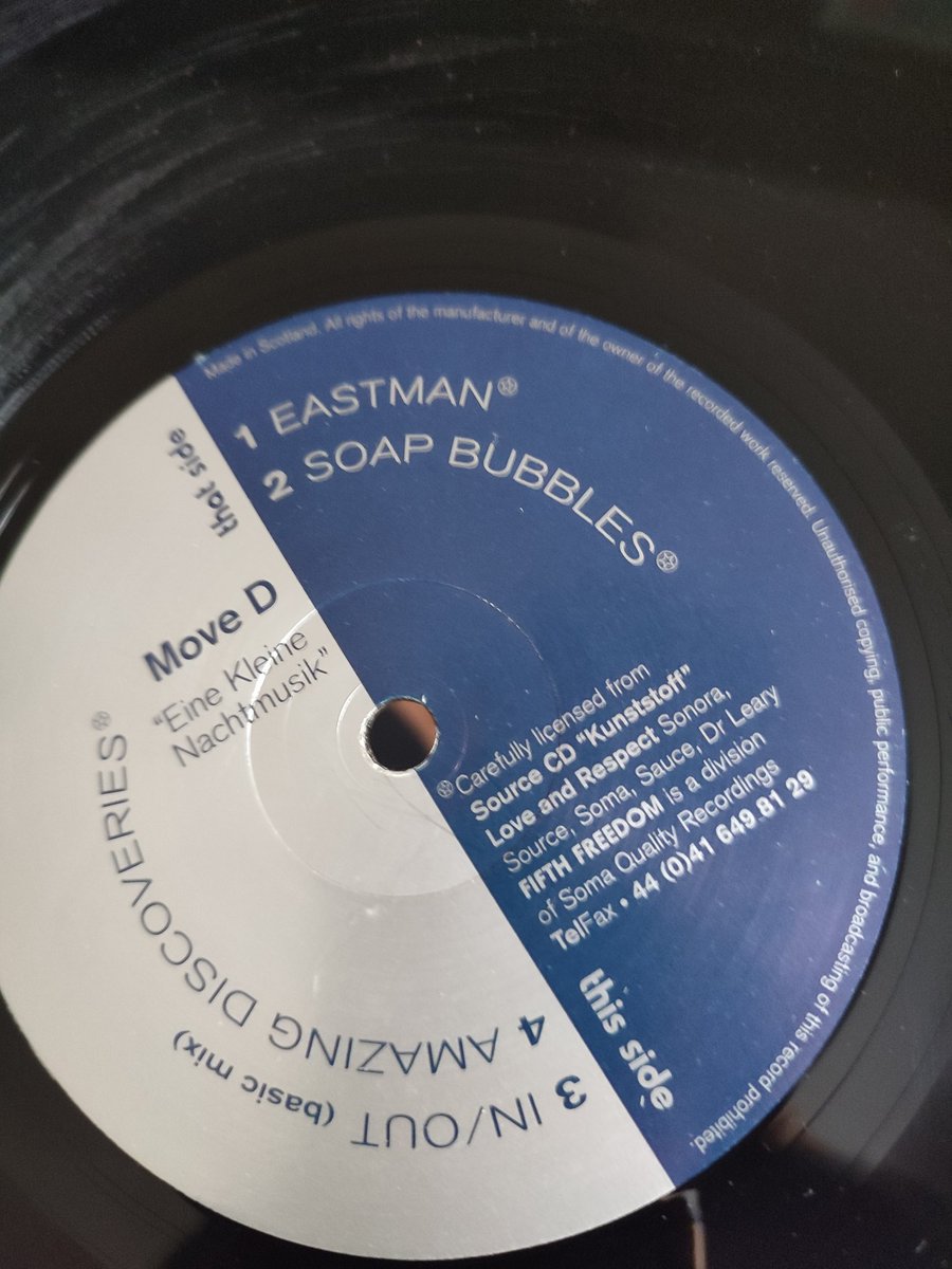 #NowPlaying #vinylrecords
#vinylcollection
<a href="/DavidMoufang/">Move D</a>
Move D – Eine Kleine Nachtmusik
Fifth Freedom. 1995
Stunning ep. Sounds as fresh as the first day.