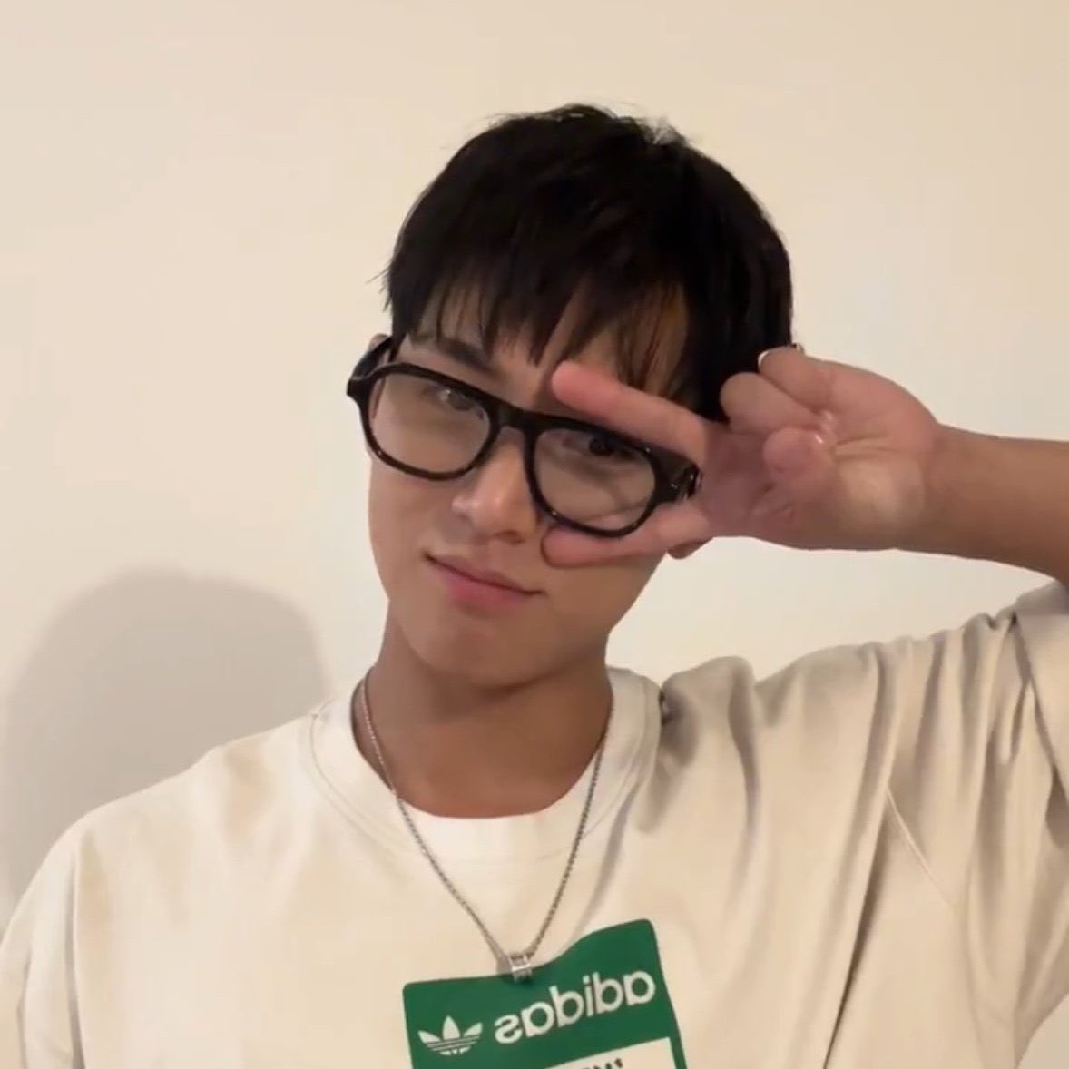 what’s up all my favourite little mother fuckers? 😘