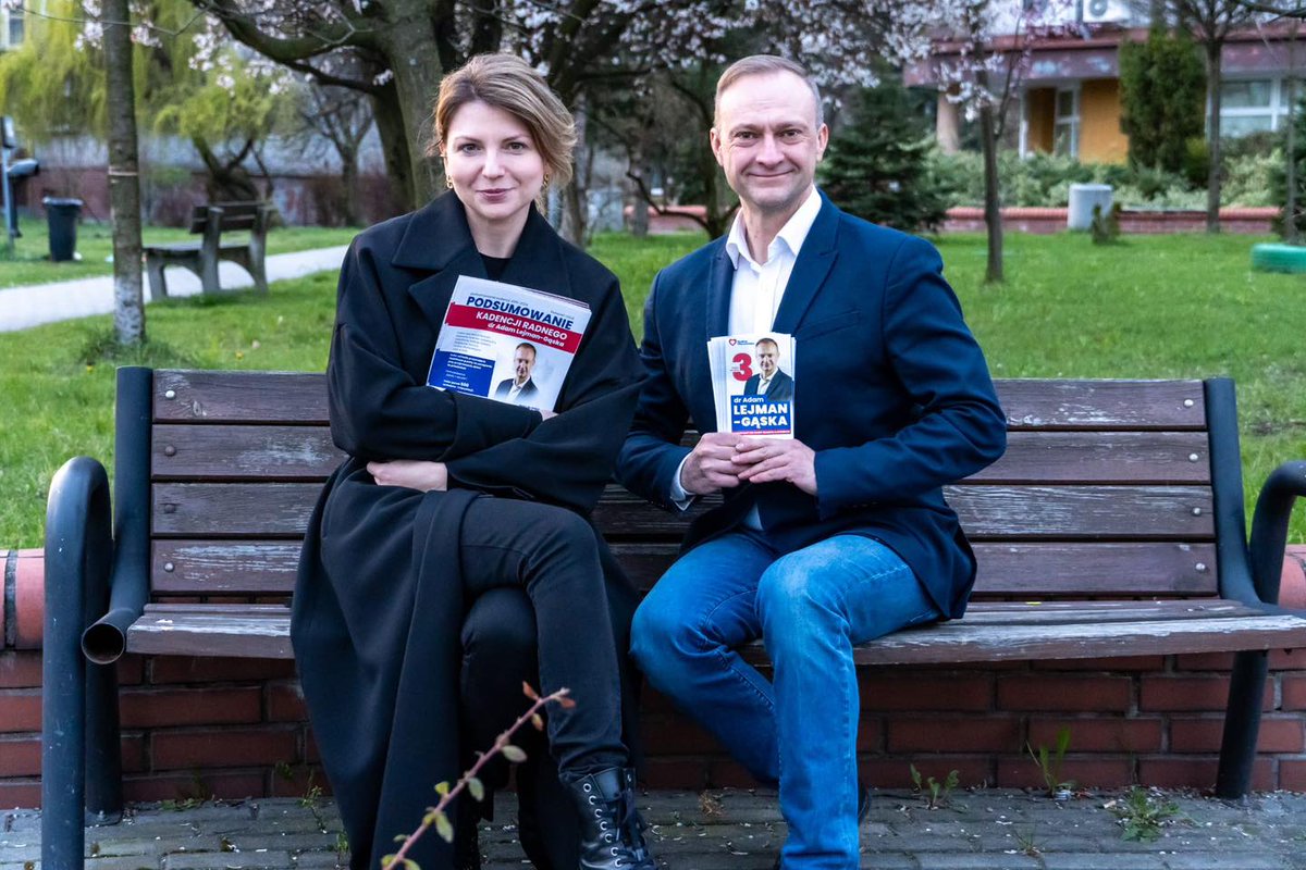 Wczoraj, podczas roznoszenia ulotek, miałem niezawodne wsparcie Posłanki Monika Rosa.
Serdecznie dziękuję za pomoc❤️ i zaangażowanie!👍