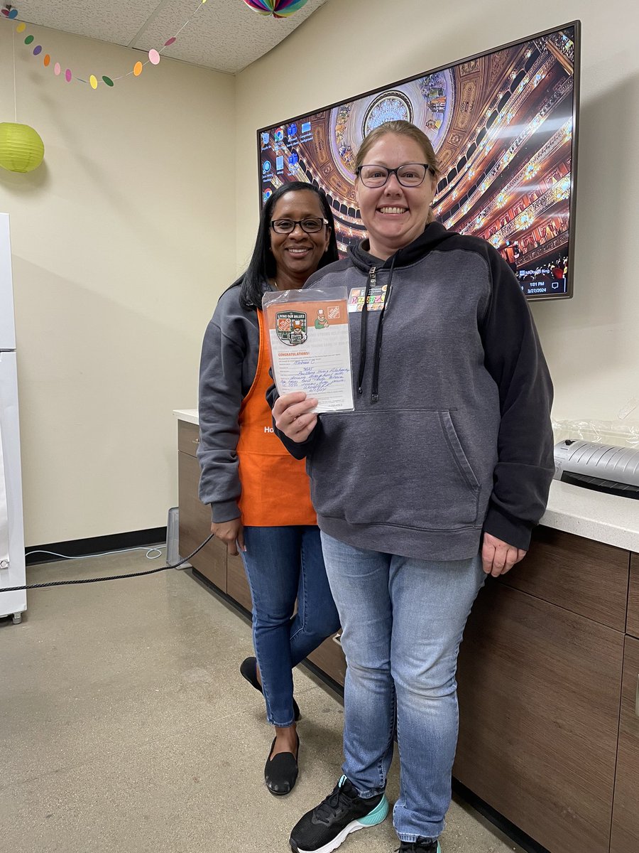 Melissa getting recognized for her VOA score! <a href="/wendyrr7/">THD@WendyRamjas</a> <a href="/NConzett/">Neil Conzett</a>