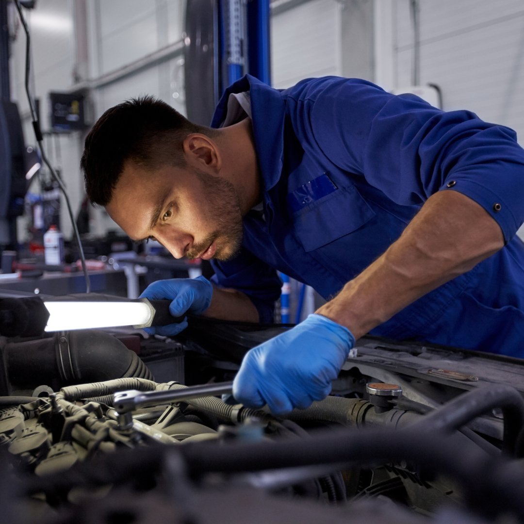 Keep your vehicle running smoothly with our expert service. Schedule your visit now! #ServiceMatters billpenneytoyota.com/service/schedu…