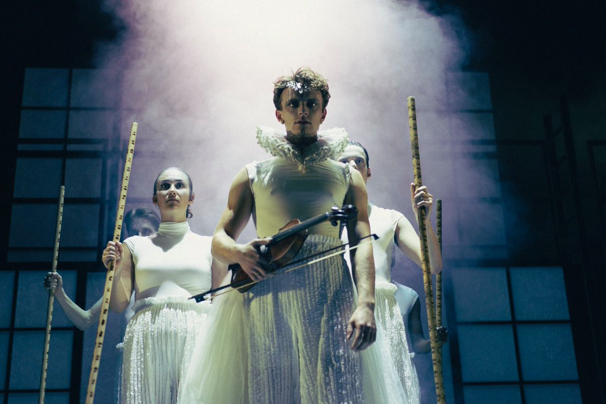 Happy World Theatre Day! 🌍🎭

📸 Marc Brenner, Stephen Glass, Steve Gregson, Cesare De Giglo and RULER