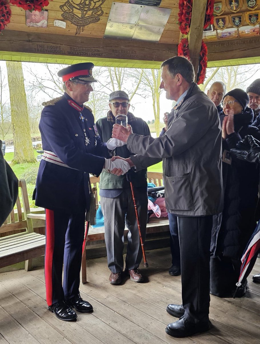 Earlier today, the Friends of the Allied Special Forces Memorial Grove were presented with the King’s Award for Voluntary Service by the Lord-Lieutenant Mr Ian Dudson CBE KStJ, the highest honour awarded to voluntary groups in recognition of their outstanding community service.